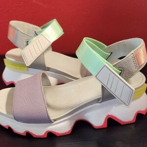 Sorel Kinetic Sandals